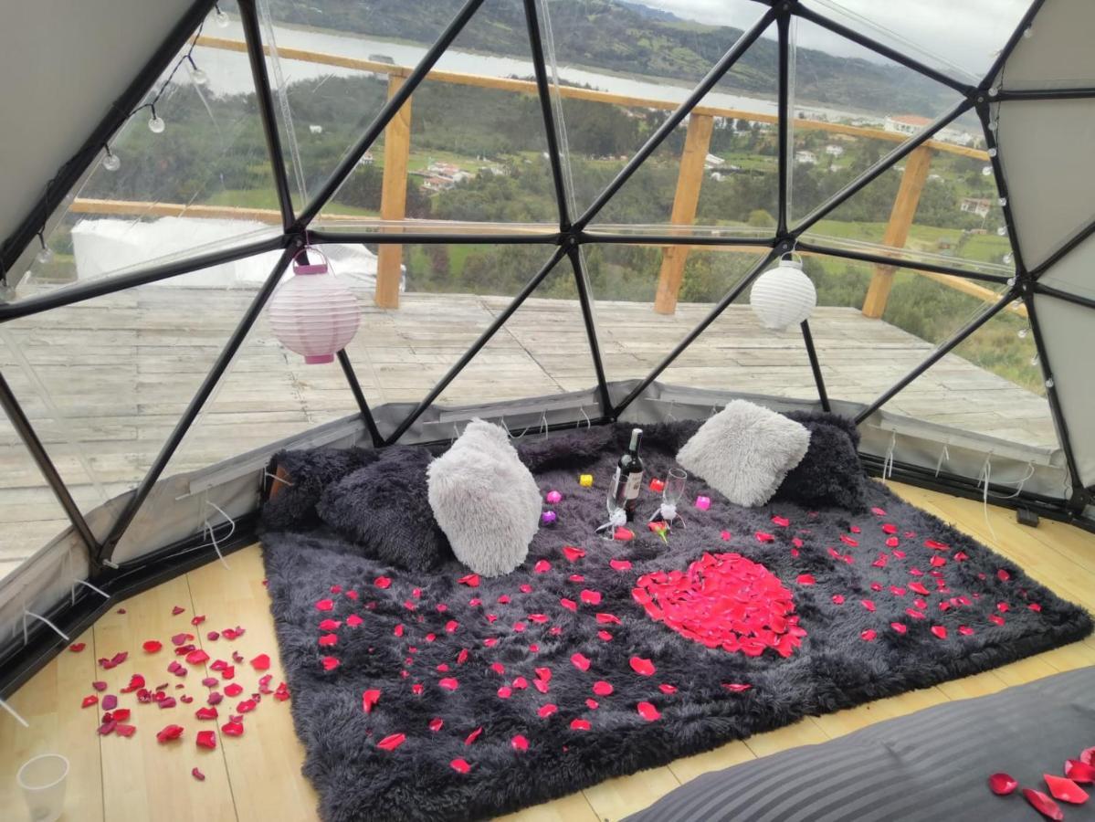 瓜塔维塔Glamping Wayra别墅 外观 照片